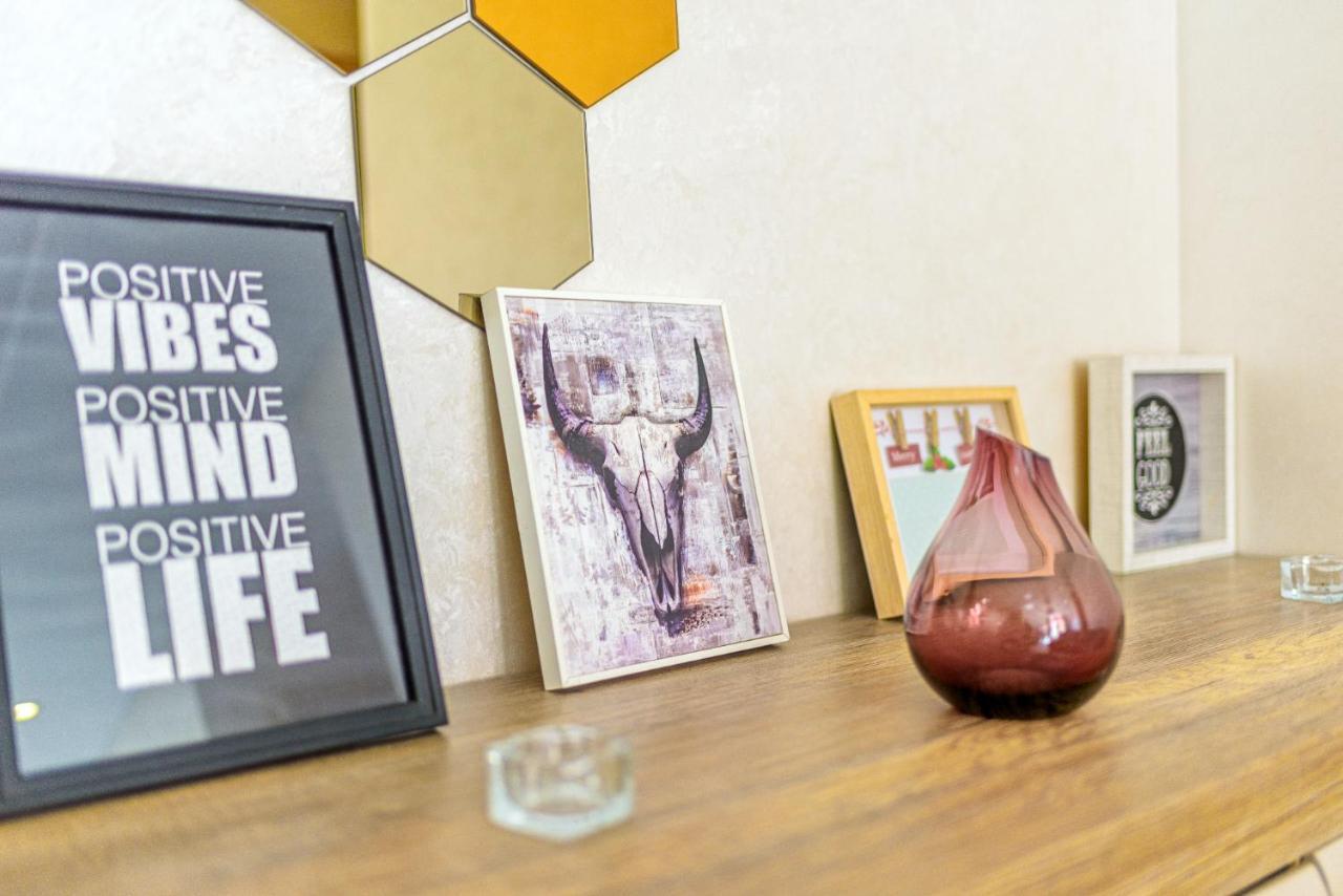 Urban Charm Delight Apartment